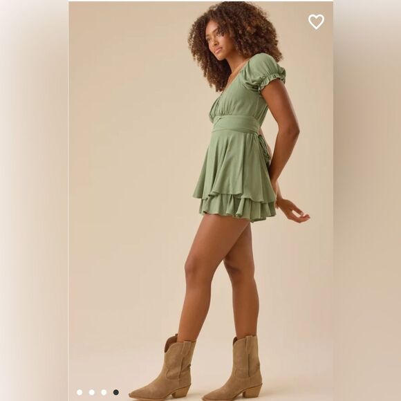 Altar’d State Haisley Layered Crossover Romper Sage Green Swiss Dot XL - Picture 13 of 14